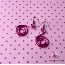 Boucles fantaisie spirales en aluminium fushia