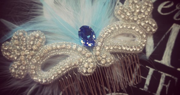 peigne bleu