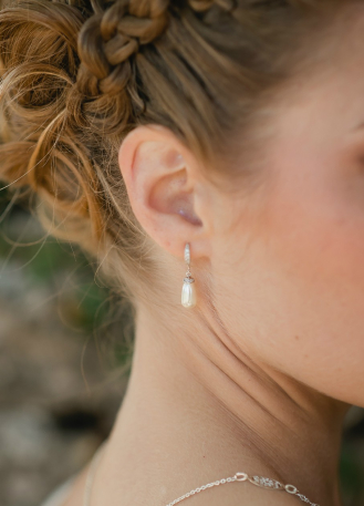 Boucles d'oreilles mariée "hannah" avec perles et dormeuses strassées