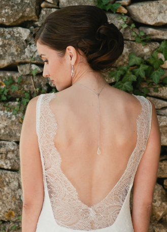 Bijou de dos "Amendine" pour votre collier de mariée 2