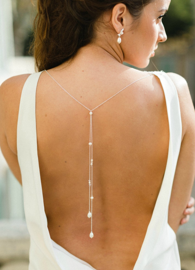 "Isabelle" Bijou de dos amovible pour robe dos nu "Isabelle" Bijou de dos amovible pour robe dos nu