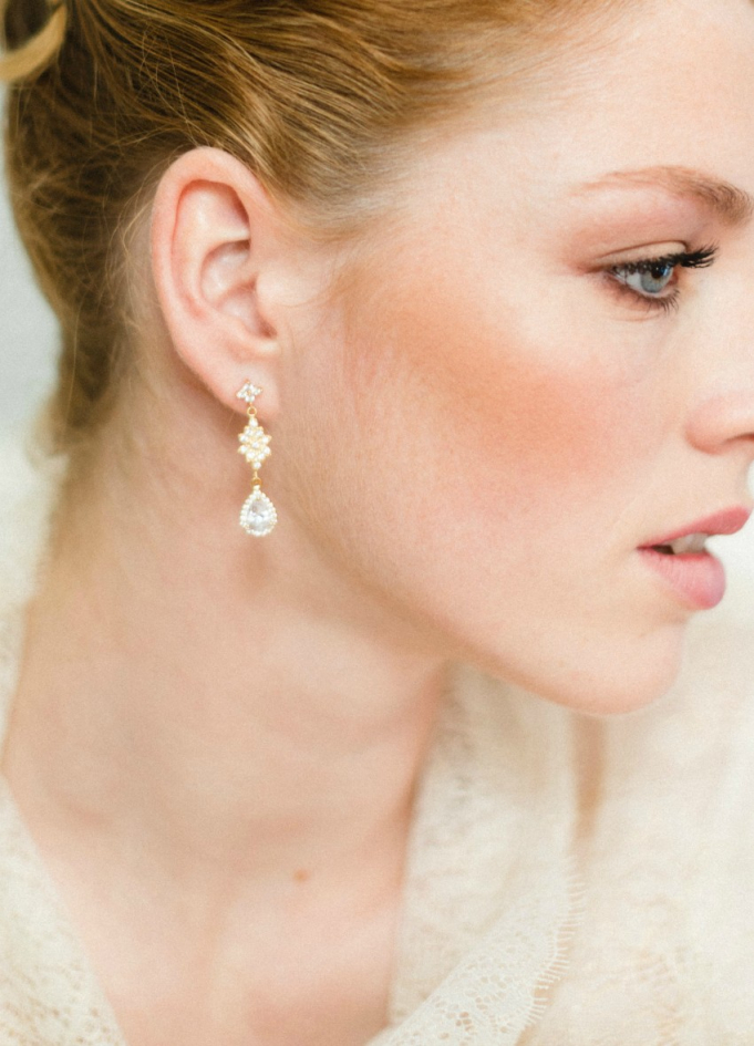 Boucles d'oreilles mariée "Esmée" avec estampes et sertis rétros