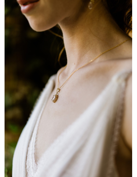 "Sarah" Collier de mariée avec long bijou robe dos nu