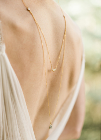 "Clara" Collier de mariée avec pendentif et dos en cristal 