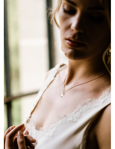 "Sixtine" Collier de mariée avec pendentif et dos en cristal