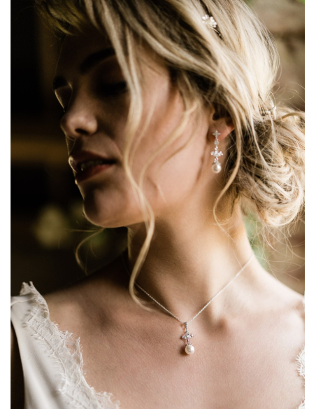 "Mila" collier de mariée avec pendentif rétro et perle