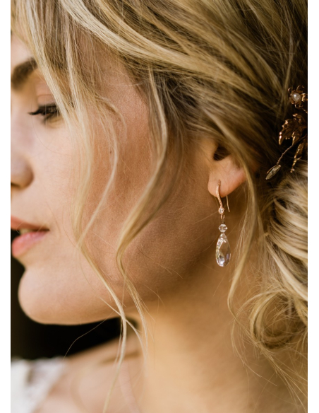 Boucles d'oreilles mariée "Sixtine" avec larmes de cristal et jolies dormeuses