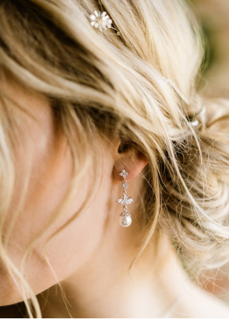 Boucles d'oreilles mariée "Mila" pendantes avec perles 2