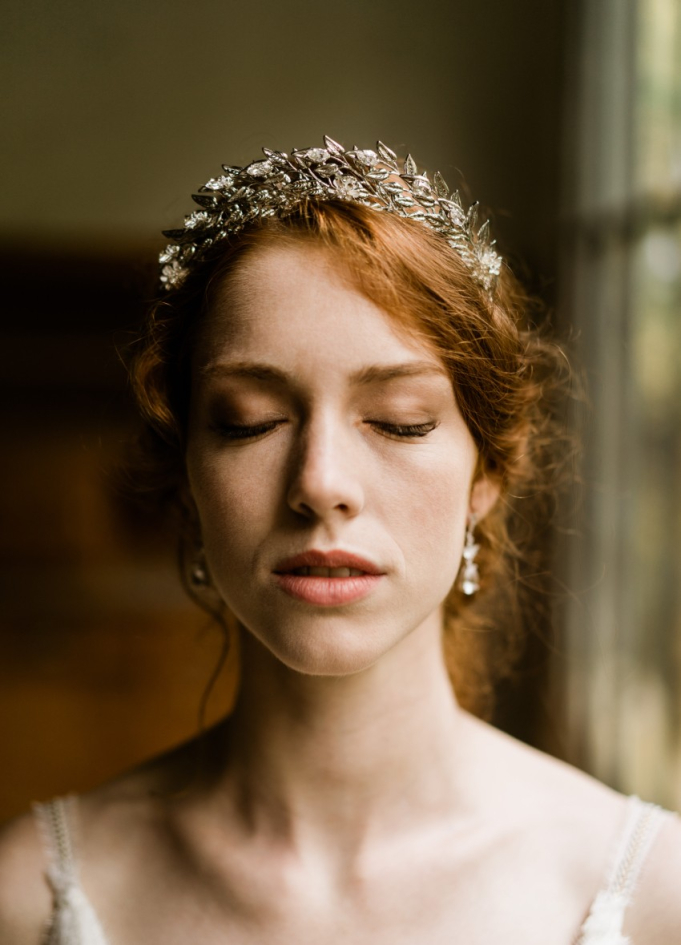 Couronne  diadème mariage "Iseult" avec feuillages et cristaux Swarovski