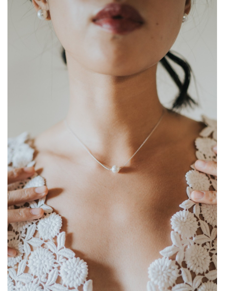 "Paola" collier de mariée avec perle simple, minimaliste et discret