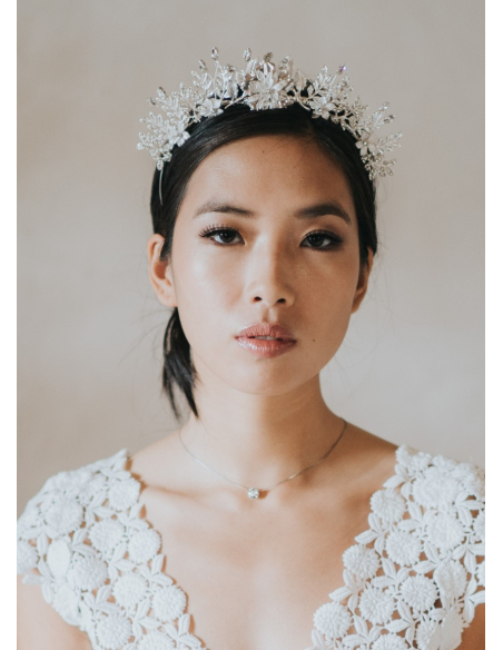 "Zélie" collier de mariée avec cabochon de cristal