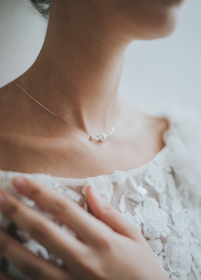 "Célestine" Collier de mariée avec perles nacrées et cristal