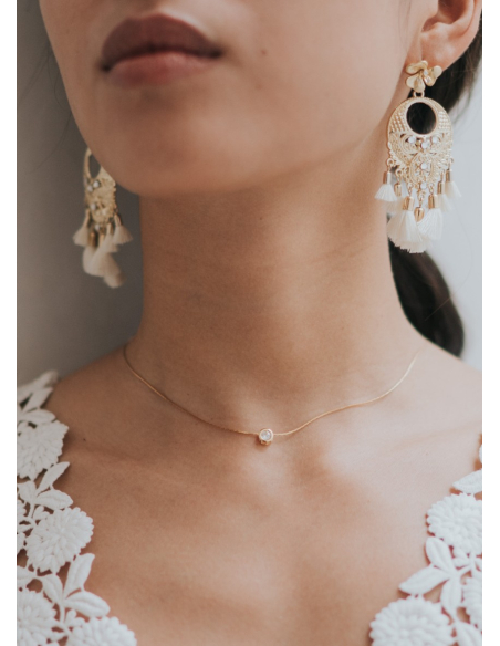 "Lana" collier de mariée avec pendentif serti fin et discret