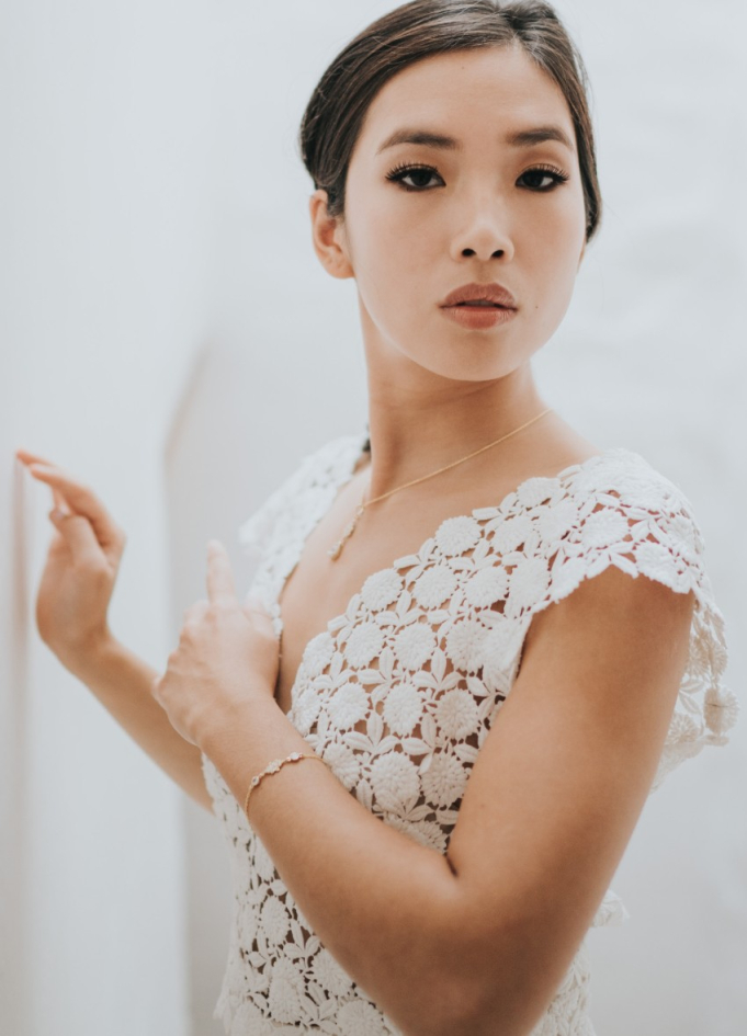 "Renesmée" Collier mariée discret...