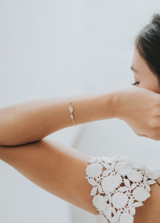 Bracelet mariage "Renesmée" au charme rétro 2