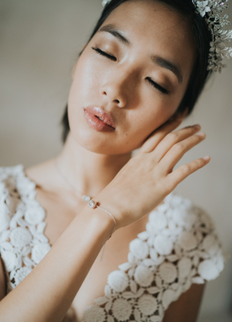 Bracelet mariage "Zélie" avec cabochon de cristal 2