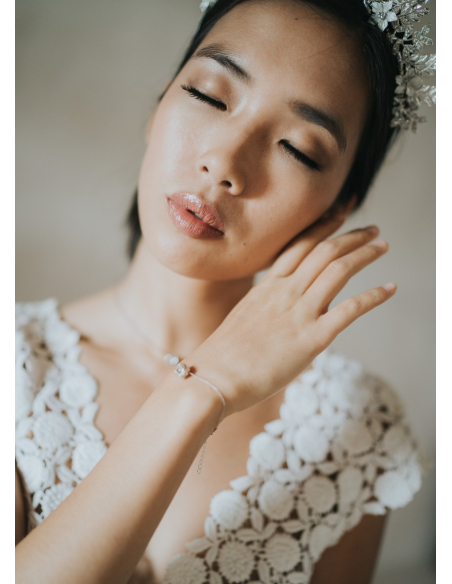 Bracelet mariage "Zélie" avec cabochon de cristal