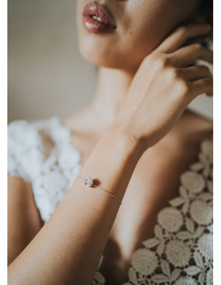 Bracelet mariage "Zélie" avec cabochon de cristal
