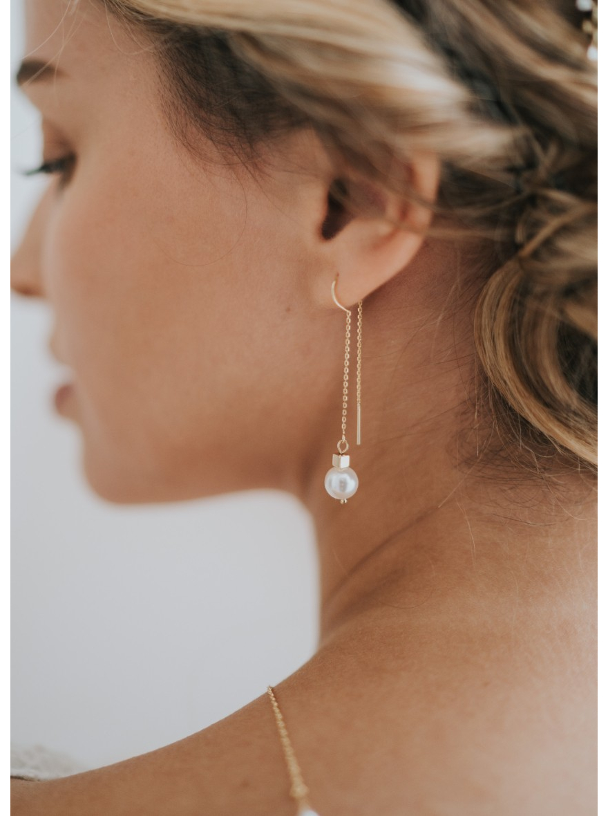 Boucles d'oreilles mariée "Alba" pendantes avec perles - So Hélo