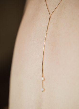 "Abby" Collier de mariée pour robe dos nu avec perles 2