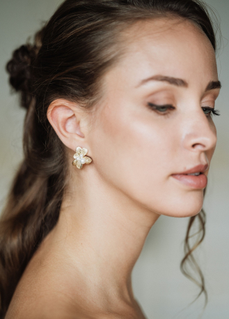 Boucles d'oreilles mariée fleuries "Aimée" avec perles... 2