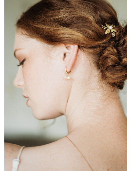Boucles d'oreilles mariée "Abby" petites créoles avec perles d'eau douce