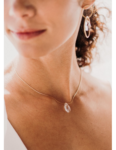 "Jade" collier de mariée avec larme cristal, moderne et discret