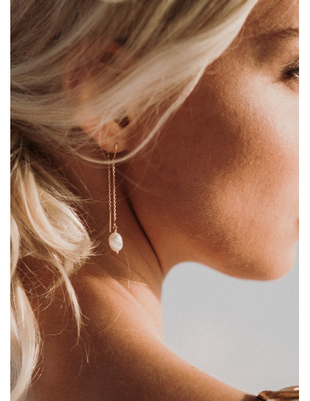 Boucles d'oreilles mariée "Maelle" pendantes avec perles d'eau douce