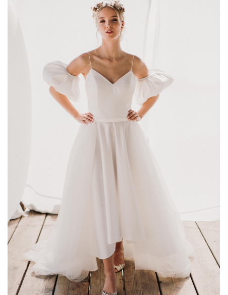 "Dolly" Robe de mariée moderne asymétrique