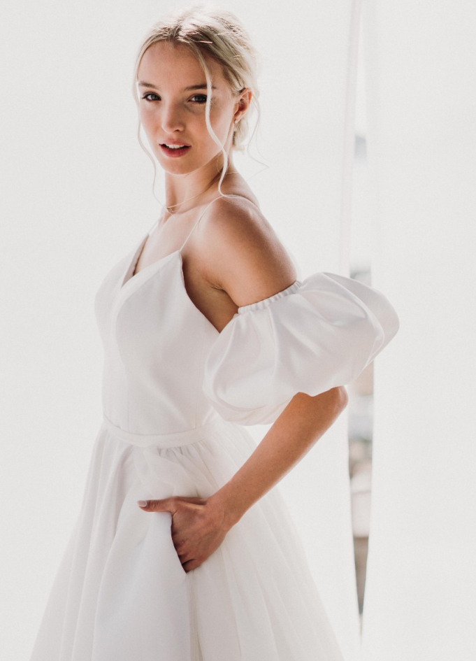 "Dolly" Robe de mariée moderne...