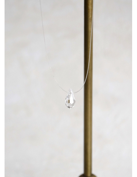 Collier témoin mariage avec goutte de cristal montée sur fil transparent