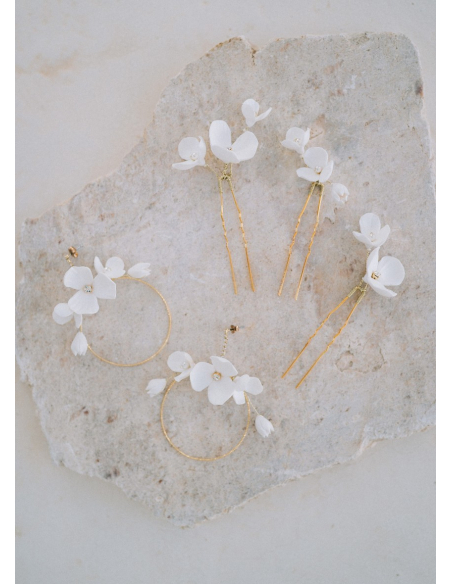 Trio de pics à chignon "Ella" avec fleurs porcelaine et cristaux