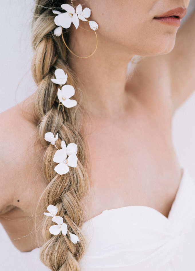 Trio de pics à chignon "Ella" avec fleurs porcelaine et cristaux