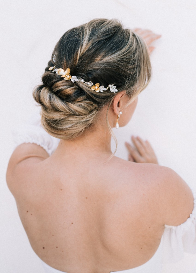 Ornement cheveux mariée romantique...