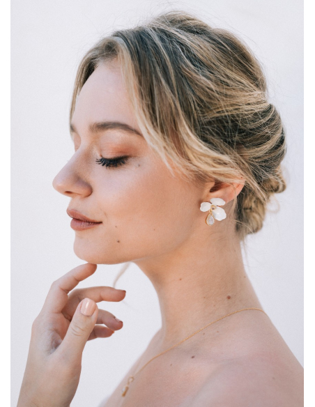 Boucles d'oreilles mariée "Soline" avec fleurs et cristaux