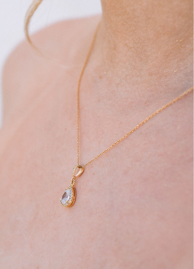 "Soline" Collier de dos au charme... "Soline" Collier de dos au charme...