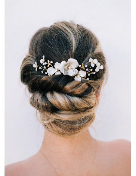 Peigne de mariée "Soline" avec fleurs, feuillages et strass