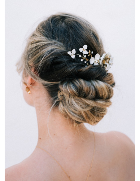 Peigne de mariée "Soline" avec fleurs, feuillages et strass