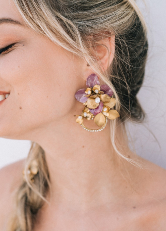 Boucles d'oreilles mariée "Giulia" avec fleurs esprit Bridgerton