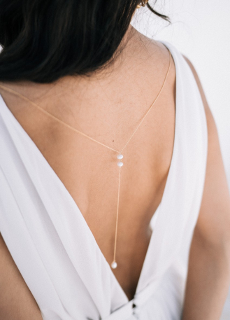 "Alya" Bijou de dos amovible avec perles pour robe dos nu 2