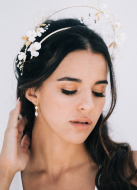 Boucles d'oreilles mariée "Nour" avec perles eau douce et fleur