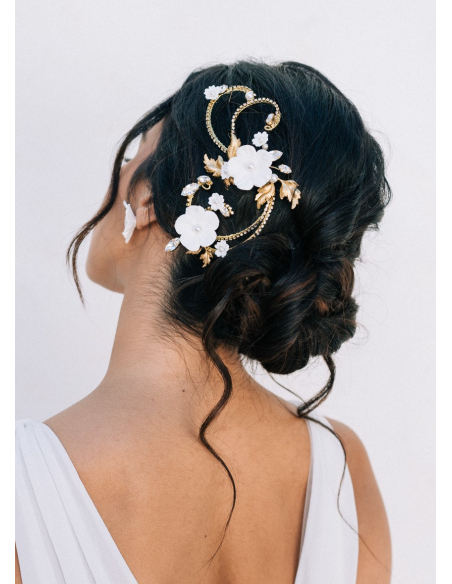 Ornement de cheveux mariée "Sidonie" avec fleurs, arabesques et cristaux