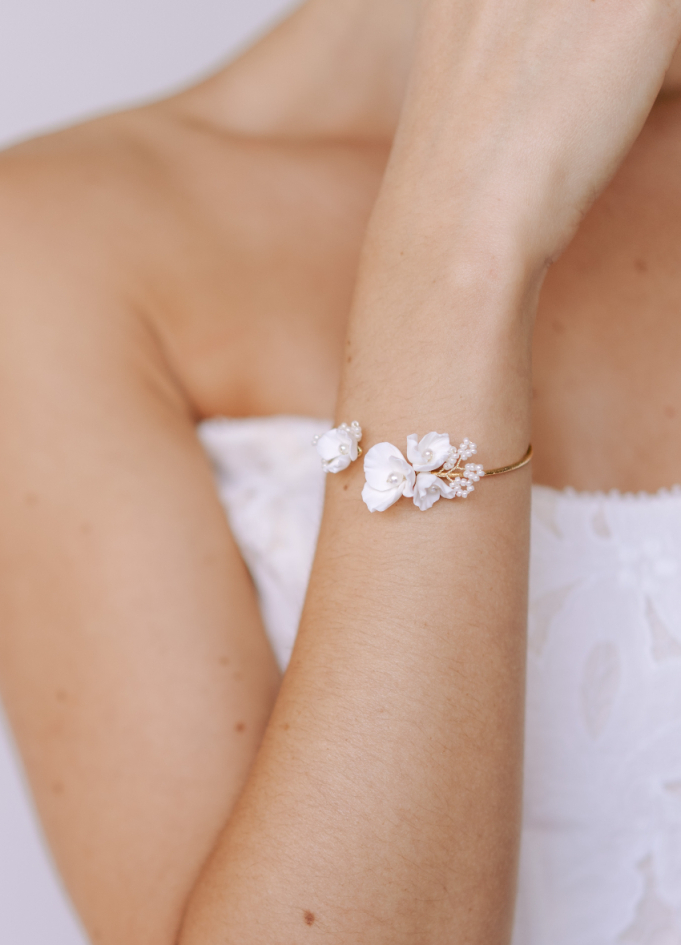 Bracelet mariage "Ana" jonc avec fleurs porcelaines