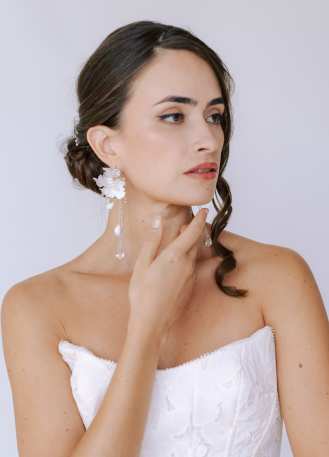Boucles d'oreilles mariée "Chiara" avec fleurs et cristaux 2