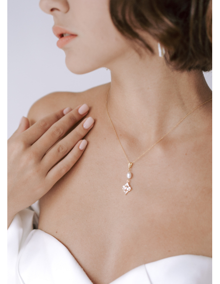 "Adèle" Collier de mariée avec perle et dos en cristal