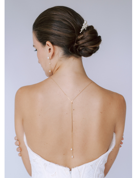 "Clara" Collier de mariée perlé avec bijou robe dos nu