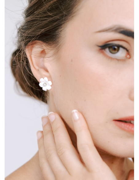 Clous d'oreilles "Nina" avec cristaux et fleurs