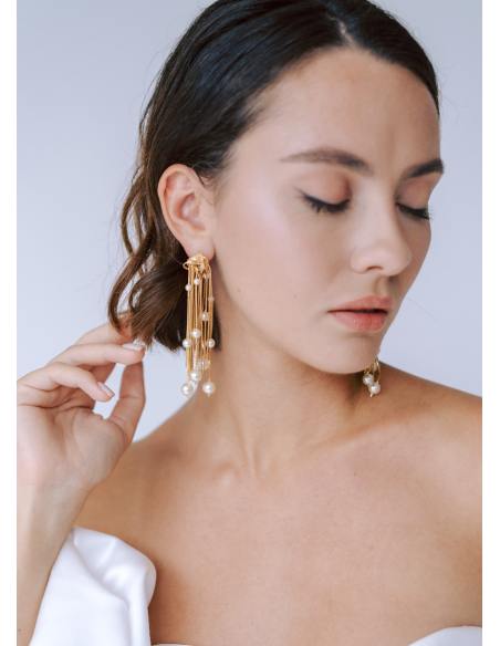 Boucles d'oreilles "Lou" avec noeud en chaine et perles