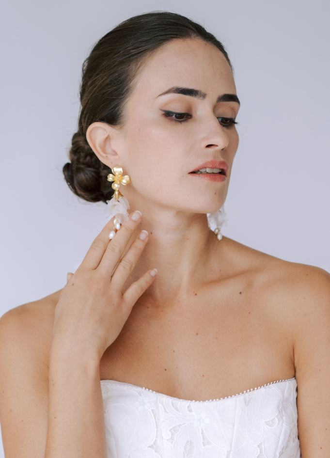Boucles d'oreilles "Flora" avec... Boucles d'oreilles "Flora" avec...