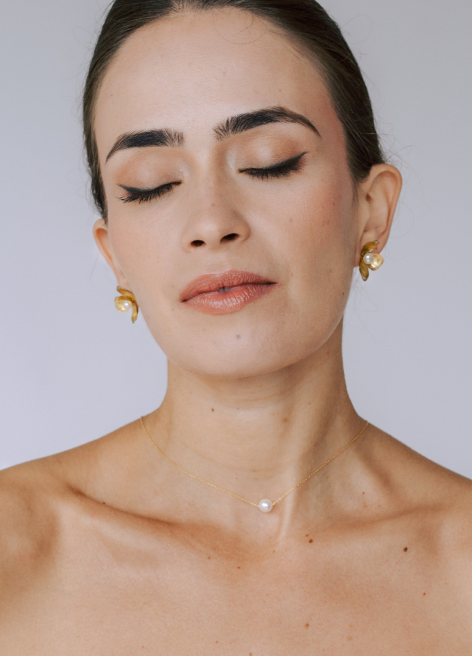 Clous d'oreilles "Gisèle" avec fleurs...